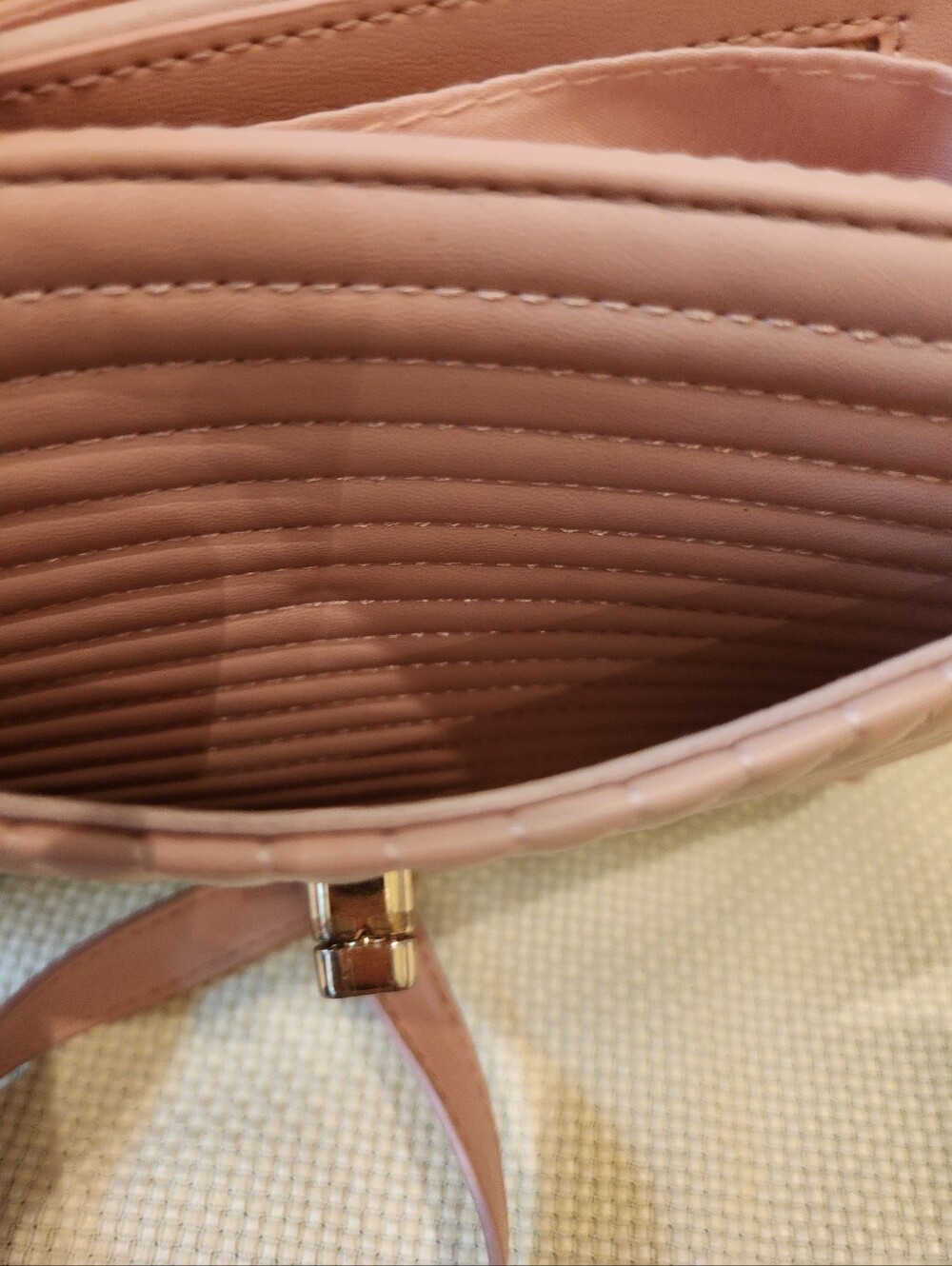 Badgley Mischka Blush Pink Quilted Crossbody Bag Flap Top Handle BM Logo - Picture 13 of 16